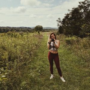 Meet your Posher, Andrea